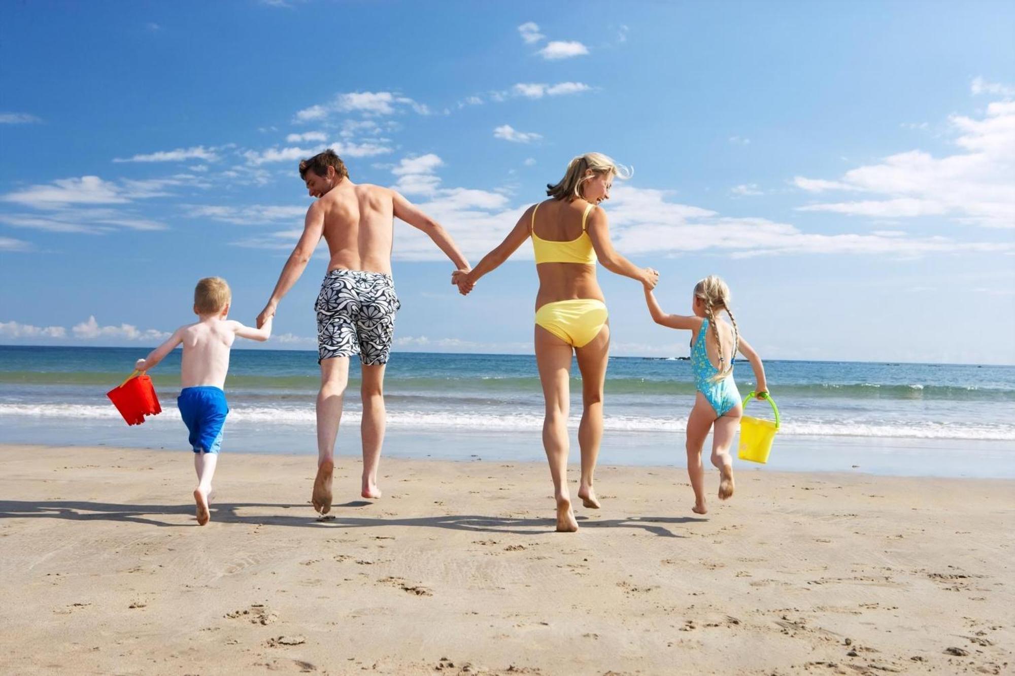 6 Berth Caravan For Hire With Wifi At Seawick Holiday Park In Essex Ref 27025Hv Clacton-on-Sea Εξωτερικό φωτογραφία